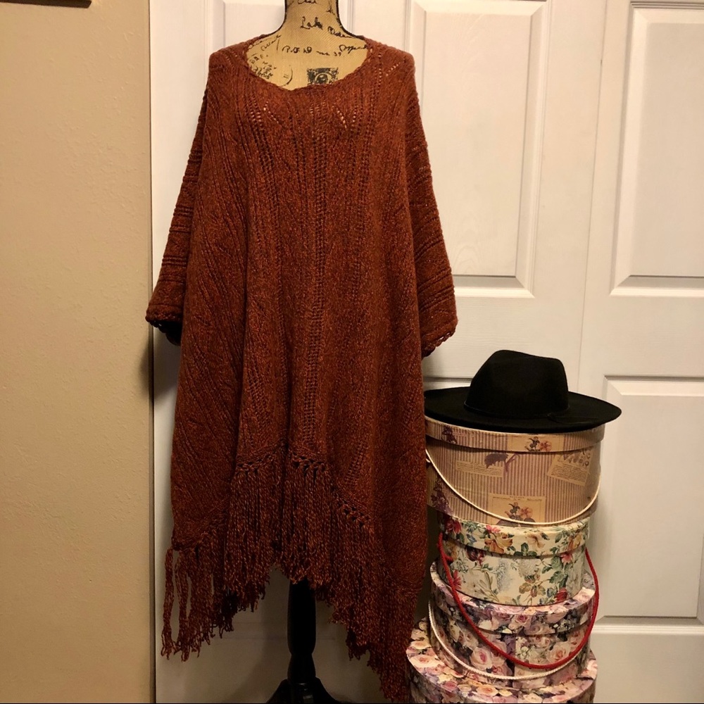 🧶ARNHEM🧶100% LAMBSWOOL PONCHO - Picture 3 of 8